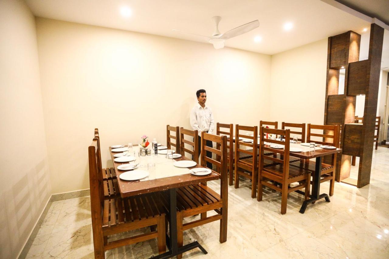 Cliff Embassy Banquet And Suites Shivamogga Zewnętrze zdjęcie